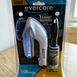 Evercare *NEW* Large Fabric Shaver with Bonus Travel Roller